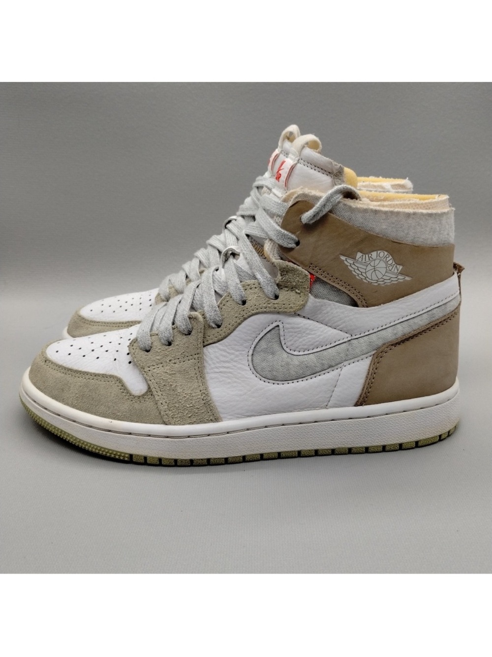 Nike Air Jordan 1 High Zoom CMFT Olive Aura Womens Size‎ 9.5 Sneakers